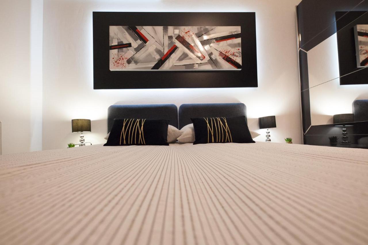 Apartman Aurelius - Private Parking 오시예크 외부 사진