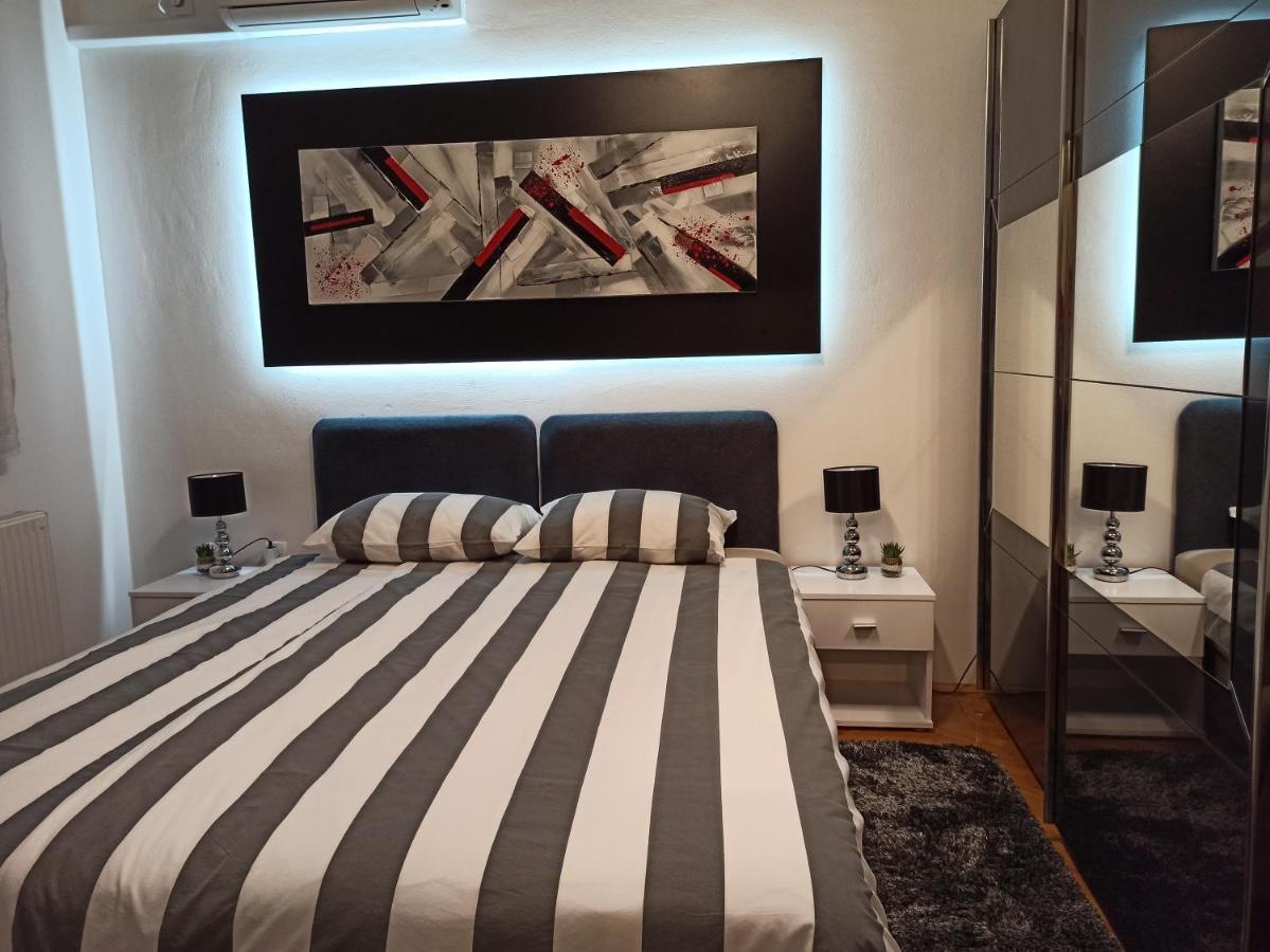 Apartman Aurelius - Private Parking 오시예크 외부 사진